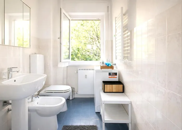 Relax With Balcony Lejlighed Maslianico